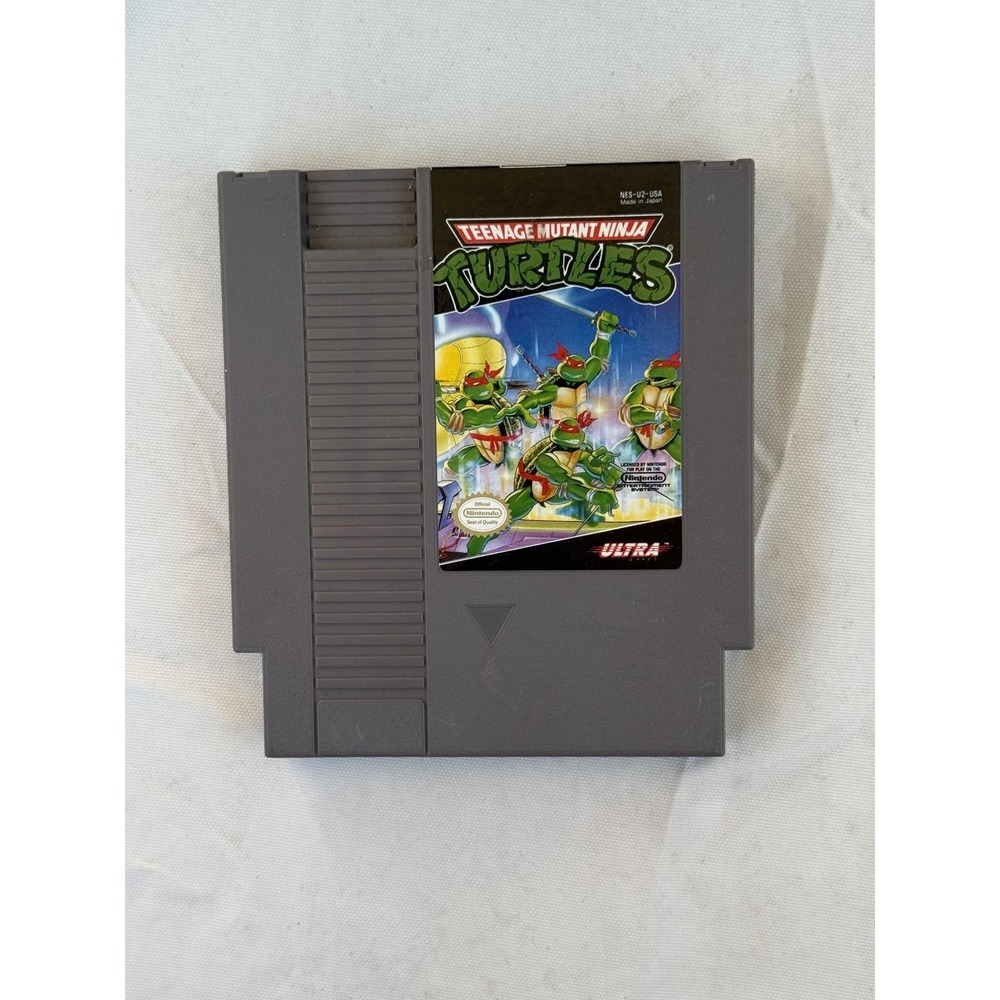 Teenage Mutant Ninja Turtles Nintendo NES Cartridge Ultra Games NTSC-U/C Action‎